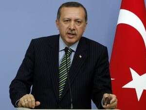 ארדואן נואם במסיבת העיתונאים, היום. ארדואן נואם במסיבת העיתונאים, היום.