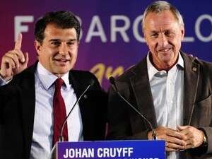 יוהאן קרויף עם חואן לאפורטה. האיש שבדמותו נבנתה ברצלונה יוהאן קרויף עם חואן לאפורטה. האיש שבדמותו נבנתה ברצלונה