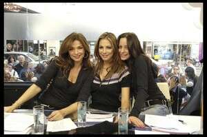 מיכל אמדורסקי, שרון חזיז ואורנה דץ בתוכנית ''יפה לך'' בערוץ 24 מיכל אמדורסקי, שרון חזיז ואורנה דץ בתוכנית ''יפה לך'' בערוץ 24