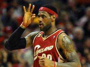 לברון ג'יימס. אל תהרסו לו את החגיגה לברון ג'יימס. אל תהרסו לו את החגיגה