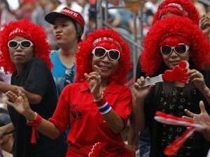 מפגיני החולצות האדומות בבנגקוק. מפגיני החולצות האדומות בבנגקוק.