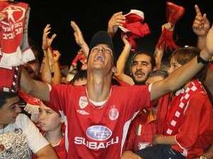 הפועל ת''א בחגיגות הדאבל. ישחזרו? הפועל ת''א בחגיגות הדאבל. ישחזרו?