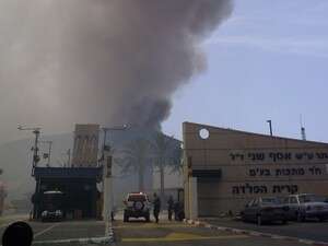ענן העשן שהיתמר מעל הקריות בעקבות שריפת הפסולת במפעל המתכות בעכו ענן העשן שהיתמר מעל הקריות בעקבות שריפת הפסולת במפעל המתכות בעכו
