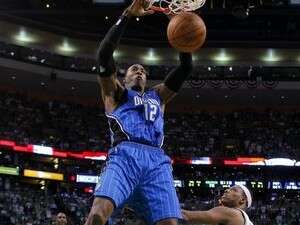 דווייט האוורד מול בוסטון דווייט האוורד מול בוסטון