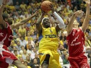 דרון פרקינס מול אבישי גורדון דרון פרקינס מול אבישי גורדון