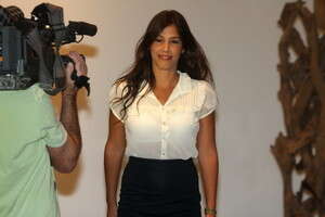 שרון רפאל. סולחת. שרון רפאל. סולחת.