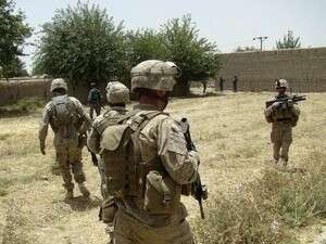 חיילים אמריקאים בסיור באפגניסטן. חיילים אמריקאים בסיור באפגניסטן.