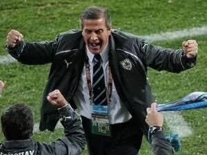 אוסקר טבארס. מלחמה על המגרש אוסקר טבארס. מלחמה על המגרש