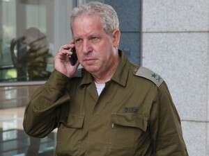 האלוף במיל' גיורא איילנד האלוף במיל' גיורא איילנד