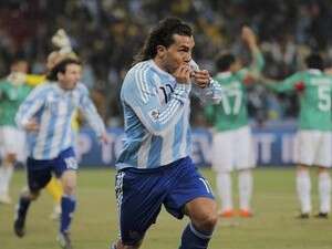 טבס במדי ארגנטינה. יחמיץ את מגן הקהילה טבס במדי ארגנטינה. יחמיץ את מגן הקהילה