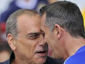 גרנט וקויל מפגינים קירבה, היום גרנט וקויל מפגינים קירבה, היום