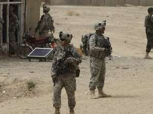 חיילים אמריקאים בסיור באפגניסטן. חיילים אמריקאים בסיור באפגניסטן.