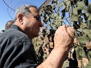 שר הביטחון אהוד ברק בביקור בפיקוד צפון שר הביטחון אהוד ברק בביקור בפיקוד צפון