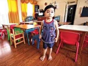 ליאור הוא היחיד שהגיע לגן שאר ההורים חששו מלשלוח את ילדיהם ליאור הוא היחיד שהגיע לגן שאר ההורים חששו מלשלוח את ילדיהם