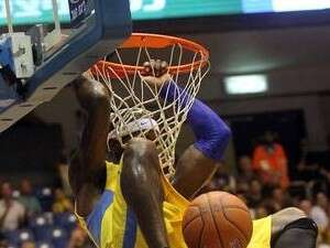 פרקינס מפרק את גליל, הערב פרקינס מפרק את גליל, הערב