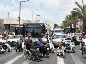 הפגנת נכים בתל אביב הפגנת נכים בתל אביב