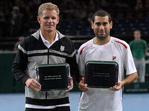 אנדי רם ונואלס צציגים את הפרסים, היום בפריז אנדי רם ונואלס צציגים את הפרסים, היום בפריז