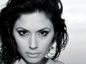 ����� ���