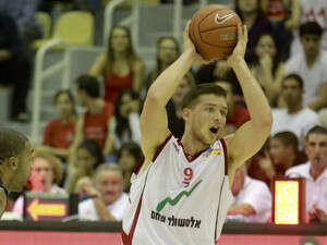 גל מקל, הערב. ניצחון קליל גל מקל, הערב. ניצחון קליל