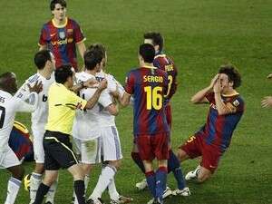 פויול נדחף בסופר קלאסיקו פויול נדחף בסופר קלאסיקו