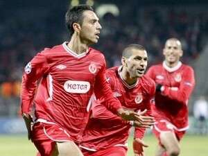 ערן זהבי חוגג שער. הערך עולה ערן זהבי חוגג שער. הערך עולה