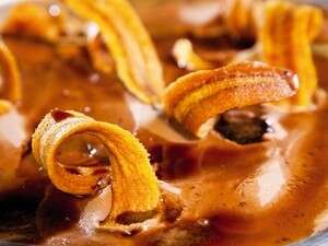 גלידת שוקולד עם בננה. קצת מר. גלידת שוקולד עם בננה. קצת מר.