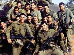 לוחמי גדוד 13 בתמונה מ-1991 לוחמי גדוד 13 בתמונה מ-1991
