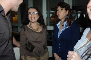 שרה לוין וג'ודי ניר מוזס שלום שרה לוין וג'ודי ניר מוזס שלום