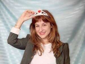 קרן זרקה קרן זרקה