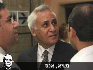 משה קצב בבית המשפט, בשנה שעברה. הכל התחיל מתלונה על סחיטה. משה קצב בבית המשפט, בשנה שעברה. הכל התחיל מתלונה על סחיטה.