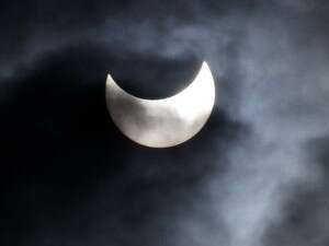 ליקוי החמה היום מעל עזה ליקוי החמה היום מעל עזה