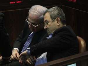 אהוד ברק ובנימין נתניהו בכנסת אהוד ברק ובנימין נתניהו בכנסת