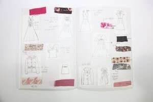 ספר סקיצות של נעמה בצלאל ספר סקיצות של נעמה בצלאל