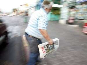 עיתון מעריב בדרך למיחזור? לא בצה עיתון מעריב בדרך למיחזור? לא בצה