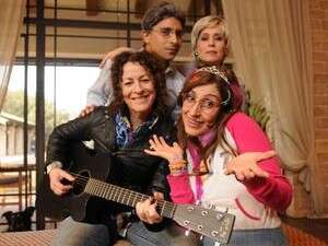 יהודית רביץ מתארחת בארץ נהדרת יהודית רביץ מתארחת בארץ נהדרת