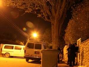 זירת הרצח ברהט, הערב. זירת הרצח ברהט, הערב.