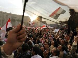 מפגינים בכיכר תחריר. מפגינים בכיכר תחריר.