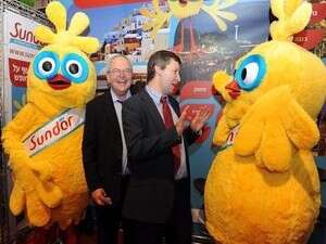 מיסז'ניקוב מתארח וחוגג. מיסז'ניקוב מתארח וחוגג.