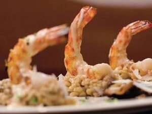 שרימפס. לשלם ביוקר. שרימפס. לשלם ביוקר.