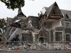 מבנה שקרס בקרייסטצ'רץ'. מבנה שקרס בקרייסטצ'רץ'.