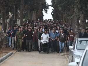 הלוויתו של עופר לוי בבית העלמין ברחובות הלוויתו של עופר לוי בבית העלמין ברחובות