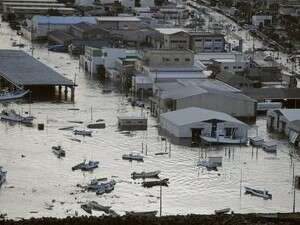השטפונות ביפן אחרי הצונמי השטפונות ביפן אחרי הצונמי