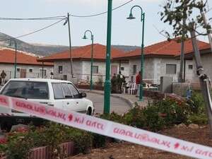 זירת הפיגוע באיתמר. זירת הפיגוע באיתמר.