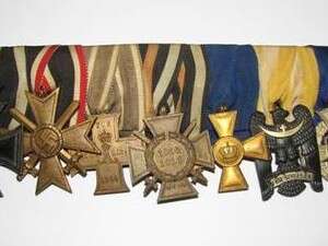 הסמלים הנאציים שנתפסו הסמלים הנאציים שנתפסו