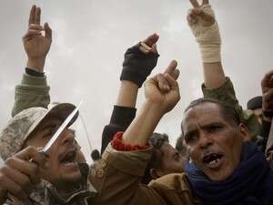 מורדים סמוך לבנגאזי מורדים סמוך לבנגאזי