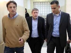 אורי מסר מגיע לבית המשפט אורי מסר מגיע לבית המשפט