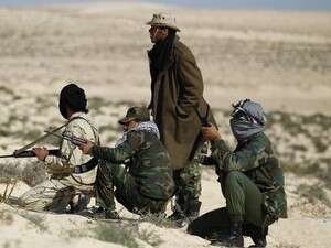 המורדים בלוב. המורדים בלוב.