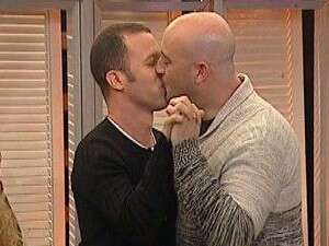 סמדי בומבה צוהלת. סמדי בומבה צוהלת.