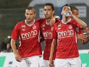 שחקני הפועל ת''א חוגגים, הערב שחקני הפועל ת''א חוגגים, הערב