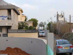 שכונת הווילות בראשון לציון הצמודה לכלא 4 שכונת הווילות בראשון לציון הצמודה לכלא 4